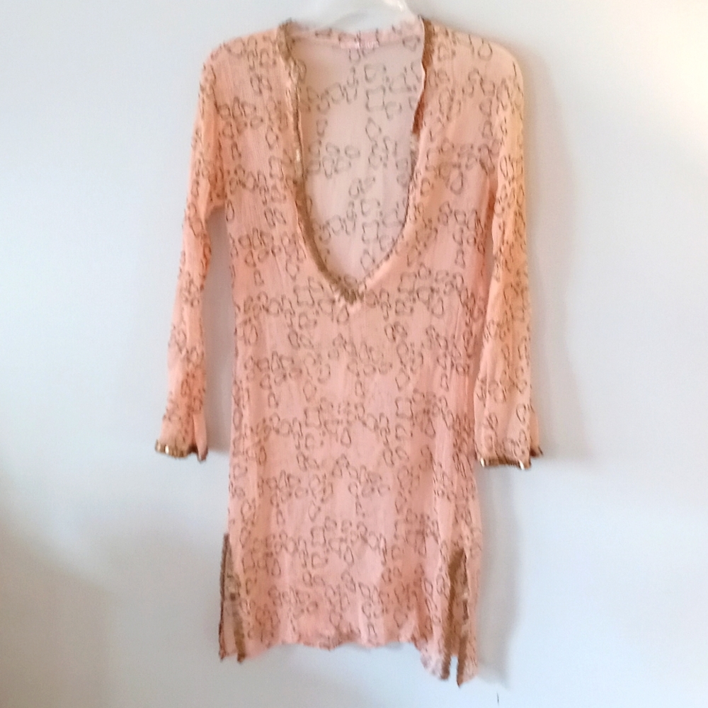 Lotus tunic  . Pale pink/ peach. Gorgeous! Size Small